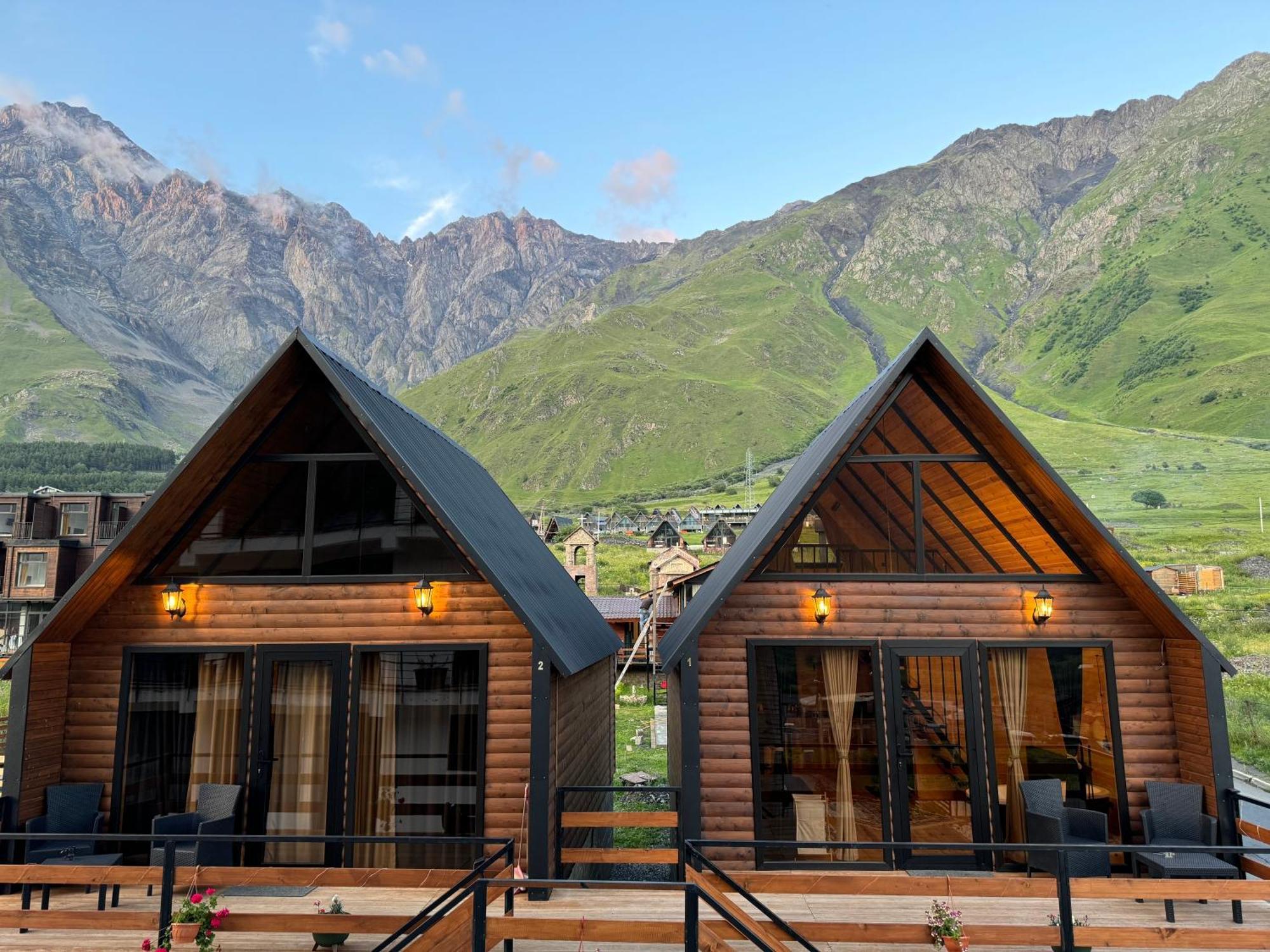 Outdoor Cottages Kazbegi Zewnętrze zdjęcie